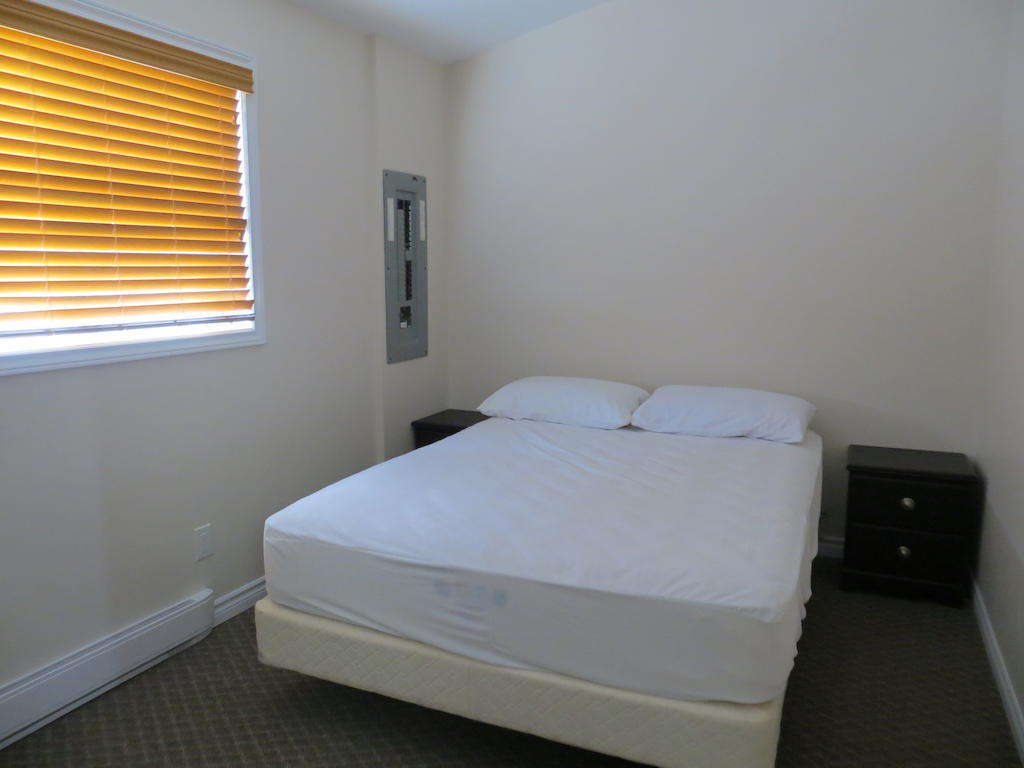 Halls Cottages Honey Harbor 客房 照片