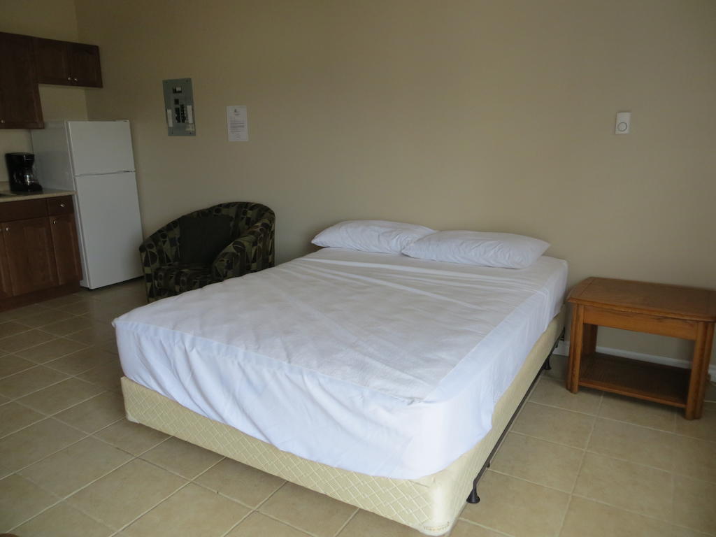 Halls Cottages Honey Harbor 客房 照片
